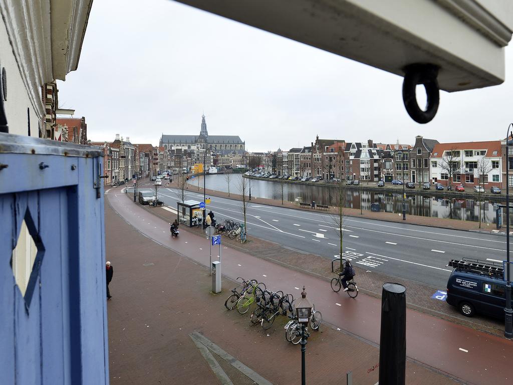 Turfhuys Aan Het Spaarne Haarlem Exterior photo